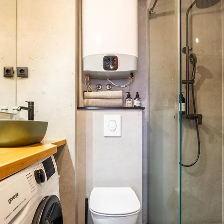 Apartman We Collect Umbrellas Split