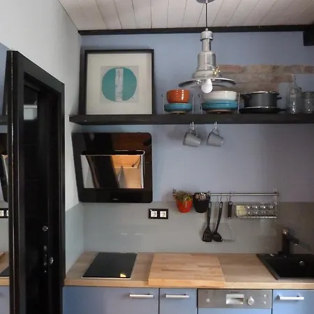 Apartamento We Collect Umbrellas Split