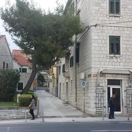 We Collect Umbrellas Apartman Split